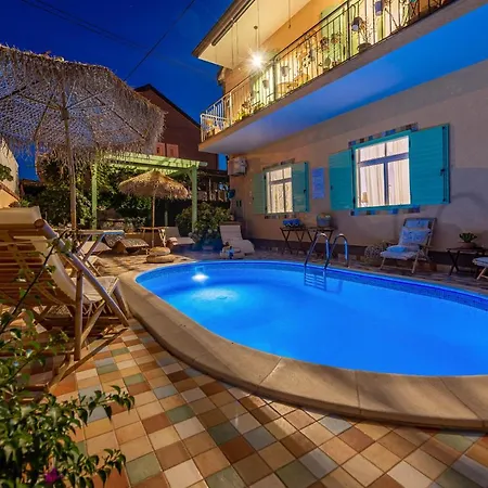 Ivano Apartment *