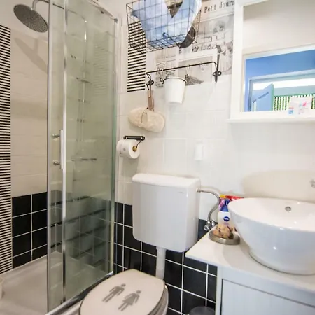 Ivano Apartment *